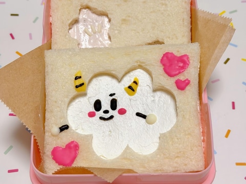 くもりんの型抜きデザートサンドイッチ☆